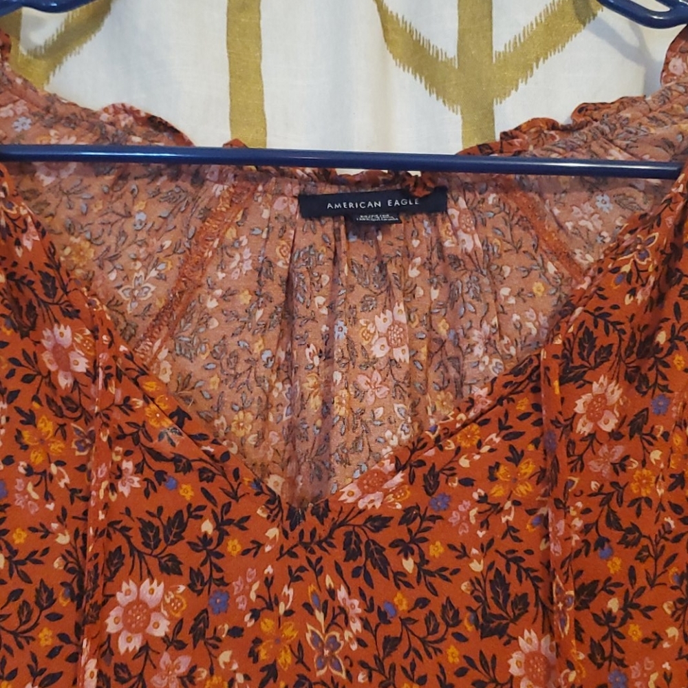 American Eagle Ruffled Blouse - Picture 2 of 4